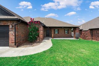 233 Timber Lane, Harrah, OK 73045