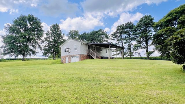 80 Gang Rd, Lawrenceburg, TN 38464