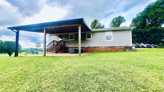 80 Gang Rd, Lawrenceburg, TN 38464