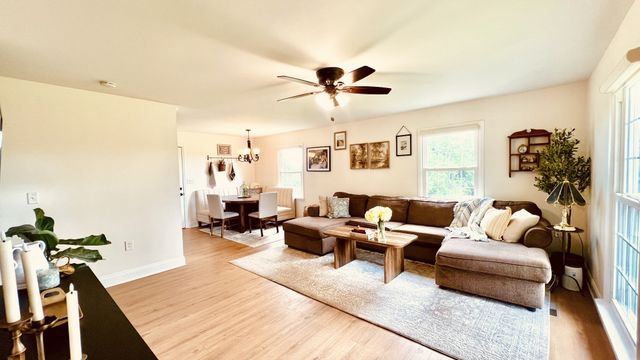 80 Gang Rd, Lawrenceburg, TN 38464