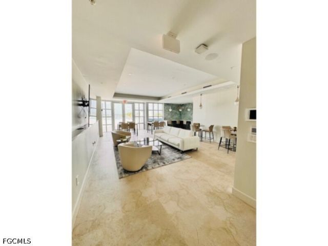 3000 Oasis Grand BLVD 2206, Fort Myers, FL 33916