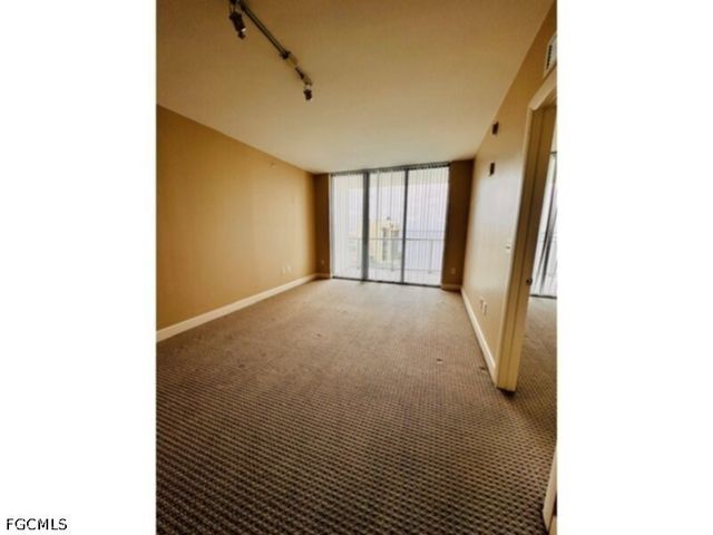 3000 Oasis Grand BLVD 2206, Fort Myers, FL 33916