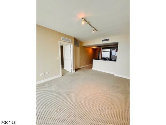 3000 Oasis Grand BLVD 2206, Fort Myers, FL 33916