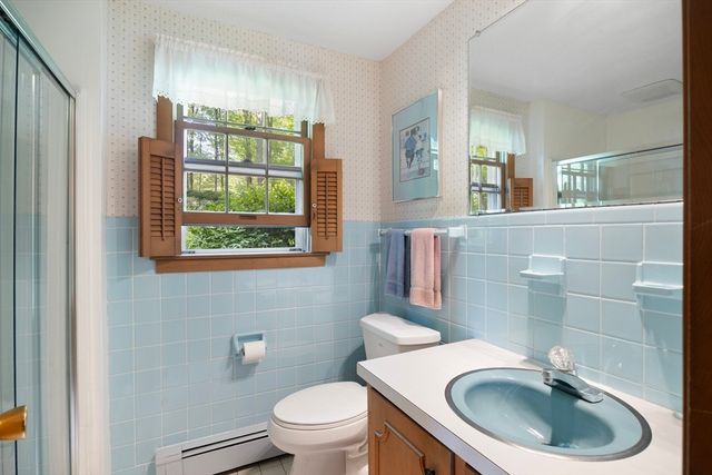 55 Longfellow Road, Holyoke, MA 01040