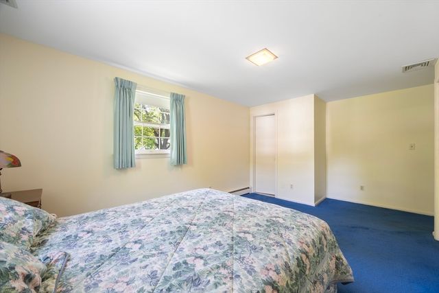 55 Longfellow Road, Holyoke, MA 01040
