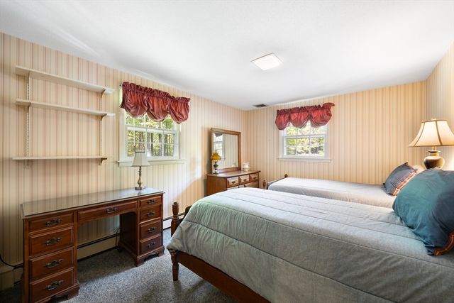 55 Longfellow Road, Holyoke, MA 01040