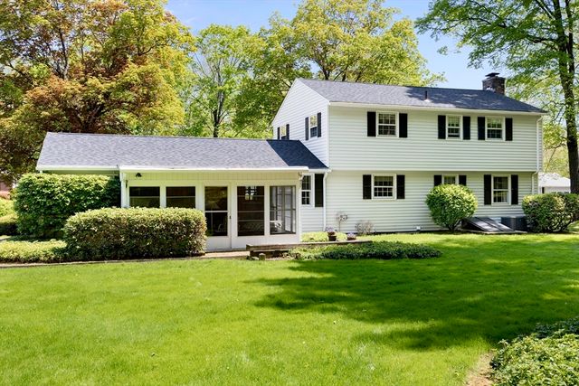 55 Longfellow Road, Holyoke, MA 01040