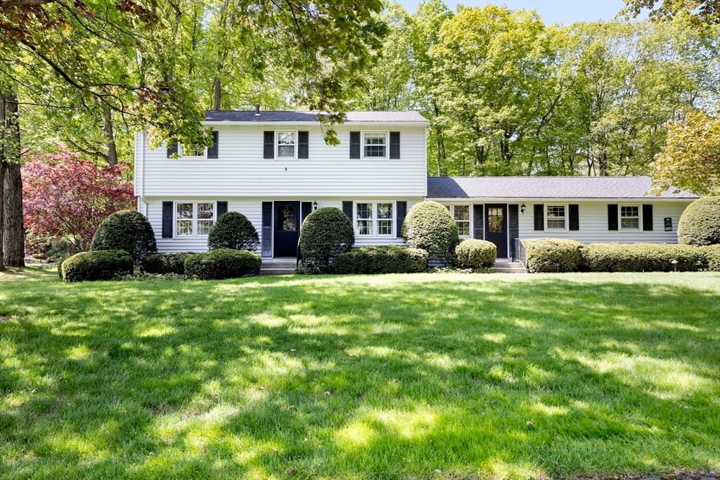 55 Longfellow Road, Holyoke, MA 01040