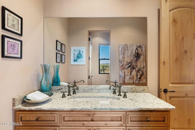 16215 E SAGUARO VISTA Drive, Scottsdale, AZ 85262