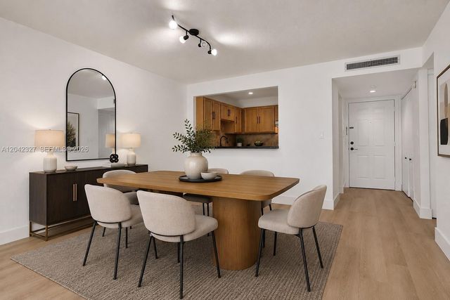 9301 SW 92nd Avenue A302, Miami, FL 33176