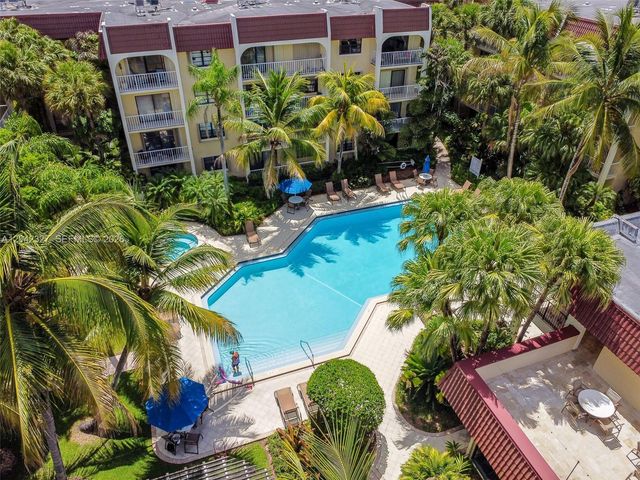 9301 SW 92nd Avenue A302, Miami, FL 33176