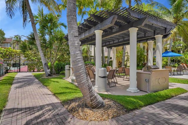9301 SW 92nd Avenue A302, Miami, FL 33176