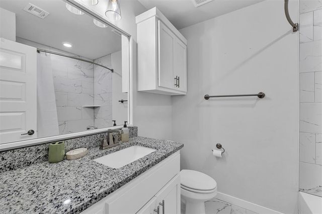 918 Red Rock Road, Blanchard, OK 73010