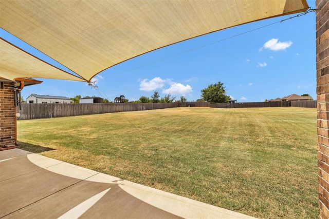 918 Red Rock Road, Blanchard, OK 73010