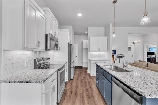 918 Red Rock Road, Blanchard, OK 73010
