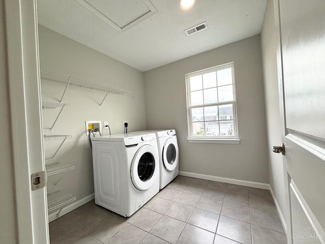 1394 Apple Farm Drive, Batavia Twp, OH 45102