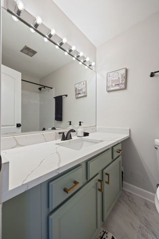 6000 E Lake Drive 1D, Lisle, IL 60532