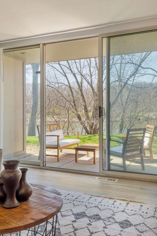 6000 E Lake Drive 1D, Lisle, IL 60532