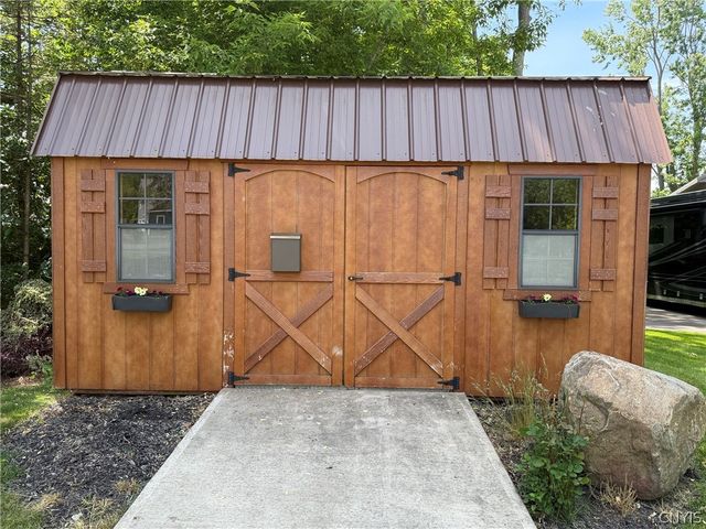 7701 Mocha Bear, Lysander, NY 13027