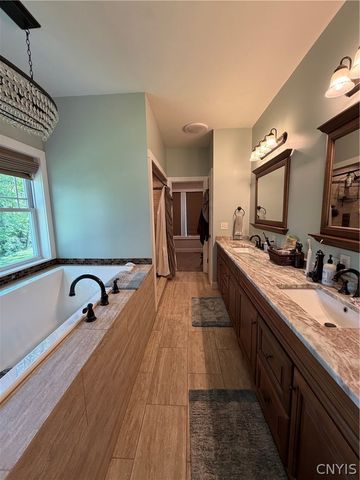 7701 Mocha Bear, Lysander, NY 13027