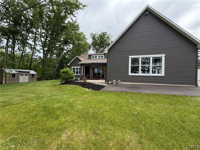 7701 Mocha Bear, Lysander, NY 13027