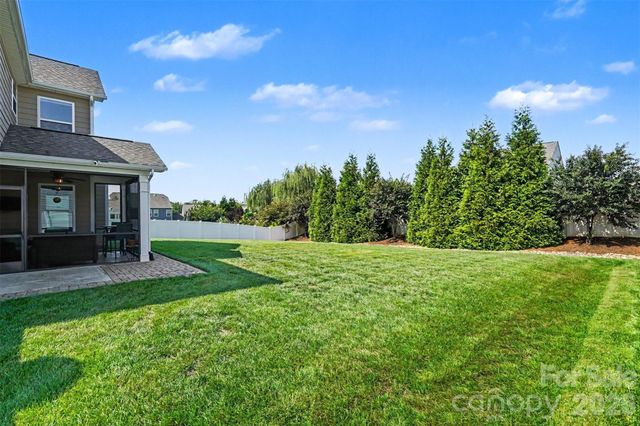 239 Bushney Loop, Mooresville, NC 28115