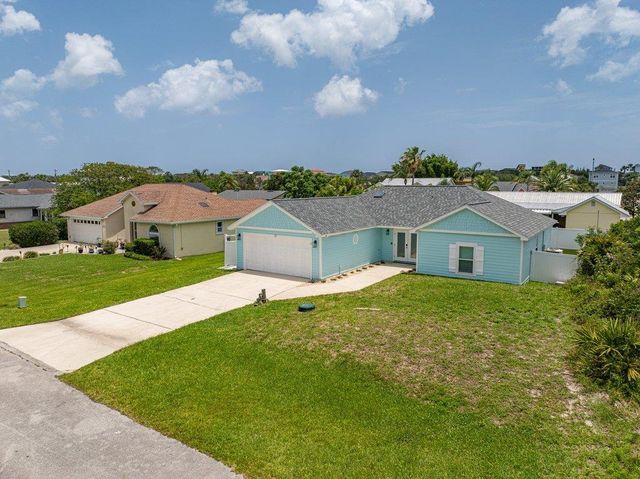 77 Aloha Cir, St Augustine, FL 32080