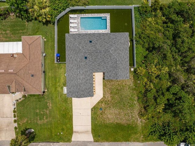 77 Aloha Cir, St Augustine, FL 32080