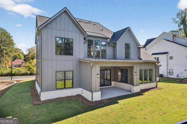 3906 Town Farms Drive, Peachtree Corners, GA 30092