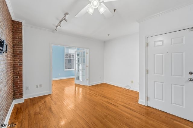 919 Park Ave 3R, Hoboken City, NJ 07030