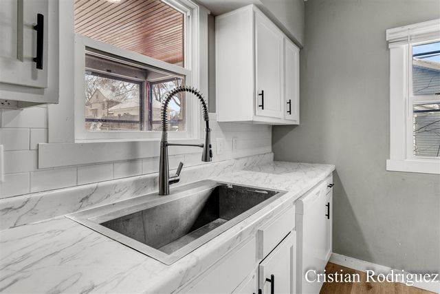 1118 Dunham Street, Grand Rapids, MI 49506