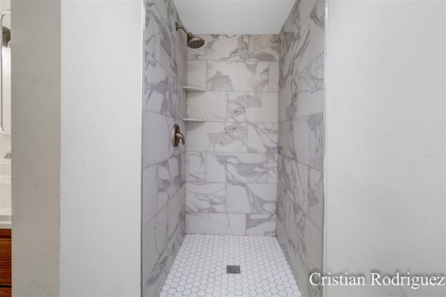 1118 Dunham Street, Grand Rapids, MI 49506