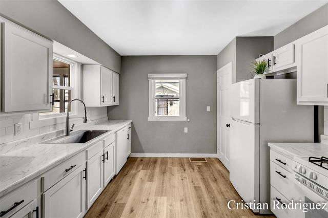 1118 Dunham Street, Grand Rapids, MI 49506