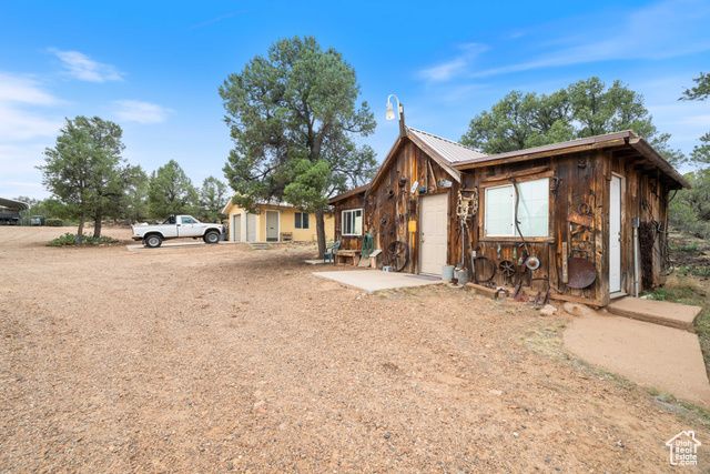 635 N COUGAR LN, Apple Valley, UT 84737