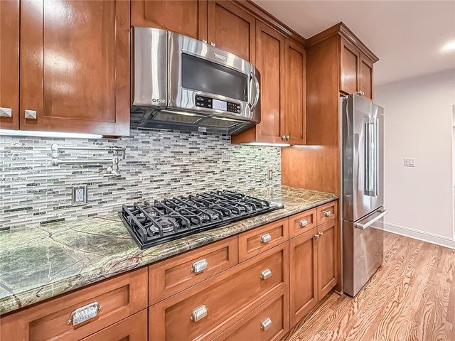 15452 Varden, Sherman Oaks, CA 91403