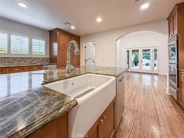 15452 Varden, Sherman Oaks, CA 91403