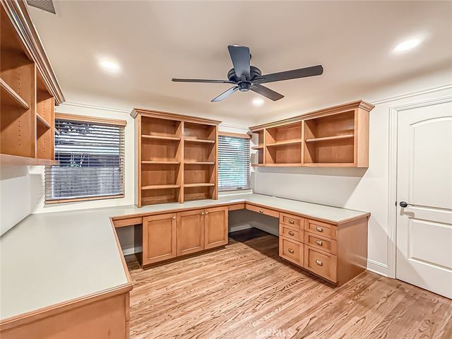 15452 Varden, Sherman Oaks, CA 91403