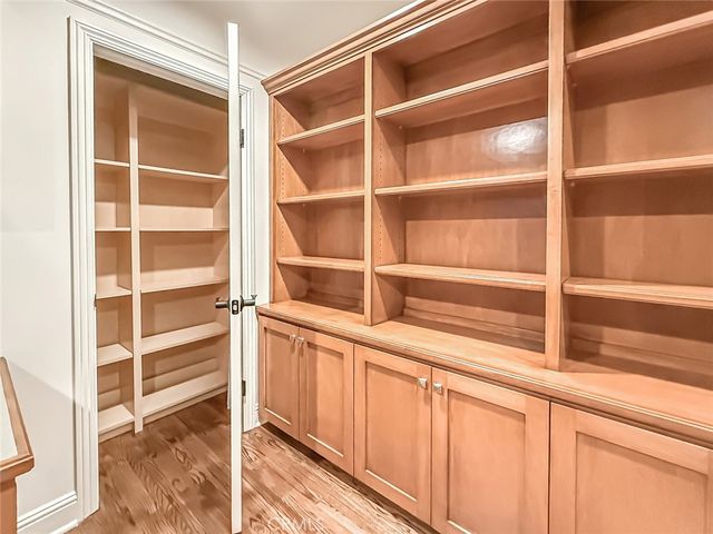 15452 Varden, Sherman Oaks, CA 91403