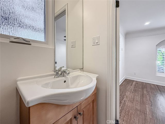 15452 Varden, Sherman Oaks, CA 91403