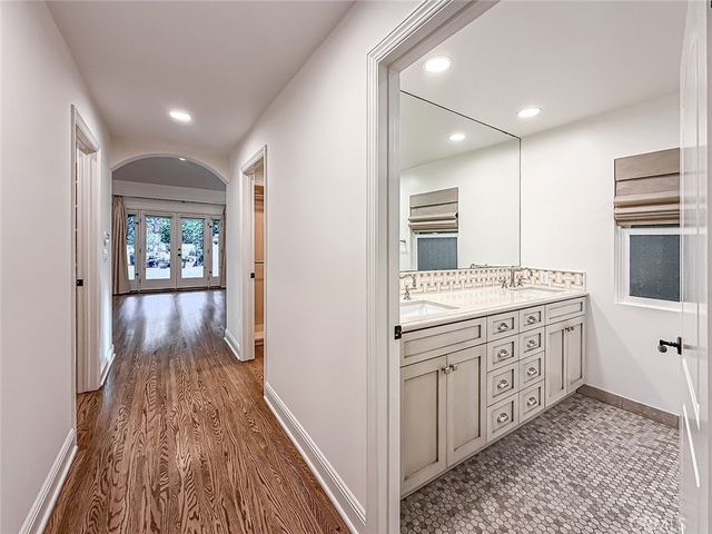 15452 Varden, Sherman Oaks, CA 91403