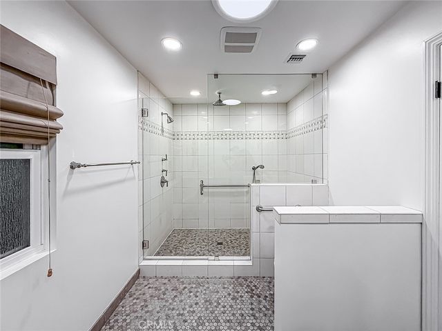 15452 Varden, Sherman Oaks, CA 91403