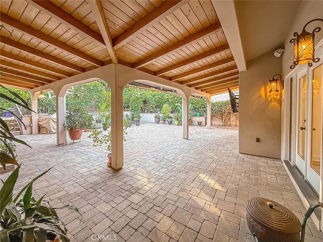 15452 Varden, Sherman Oaks, CA 91403