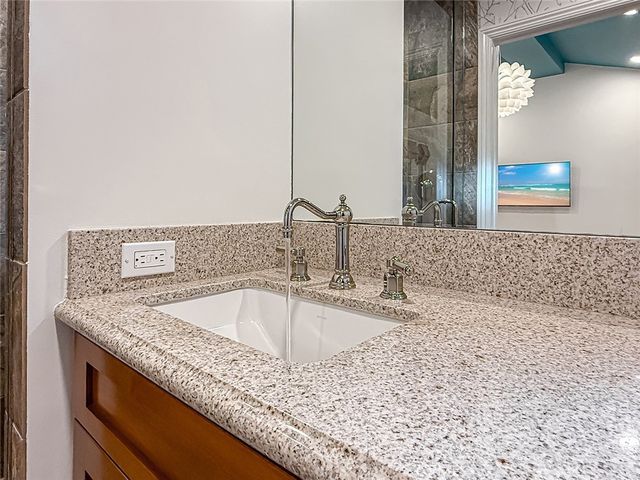 15452 Varden, Sherman Oaks, CA 91403