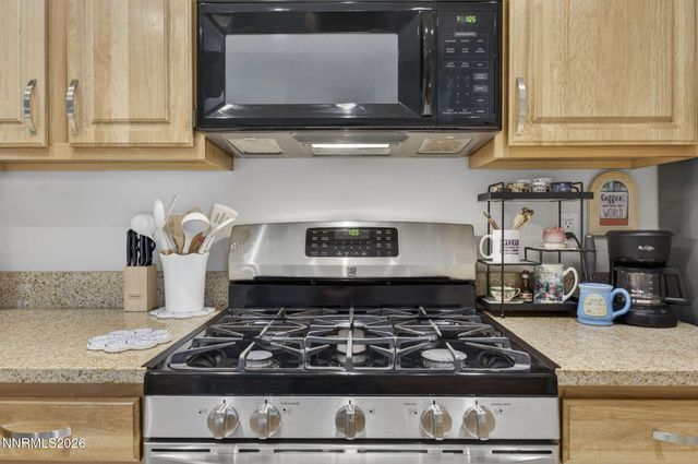 900 S Meadows Parkway 613, Reno, NV 89521