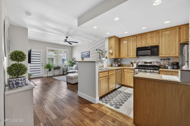 900 S Meadows Parkway 613, Reno, NV 89521