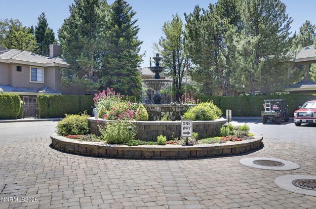 900 S Meadows Parkway 613, Reno, NV 89521