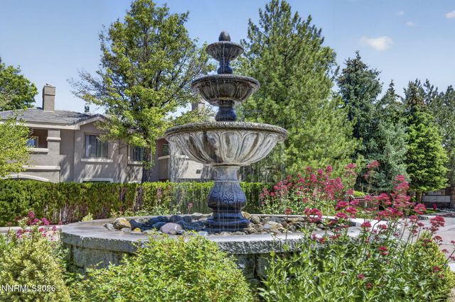 900 S Meadows Parkway 613, Reno, NV 89521