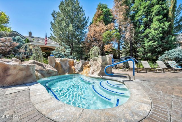 900 S Meadows Parkway 613, Reno, NV 89521