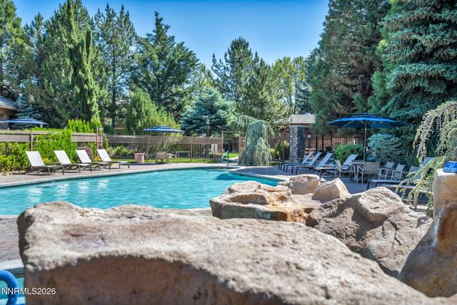 900 S Meadows Parkway 613, Reno, NV 89521