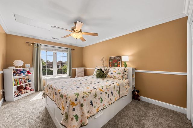 902 Kendall Court, Crown Point, IN 46307